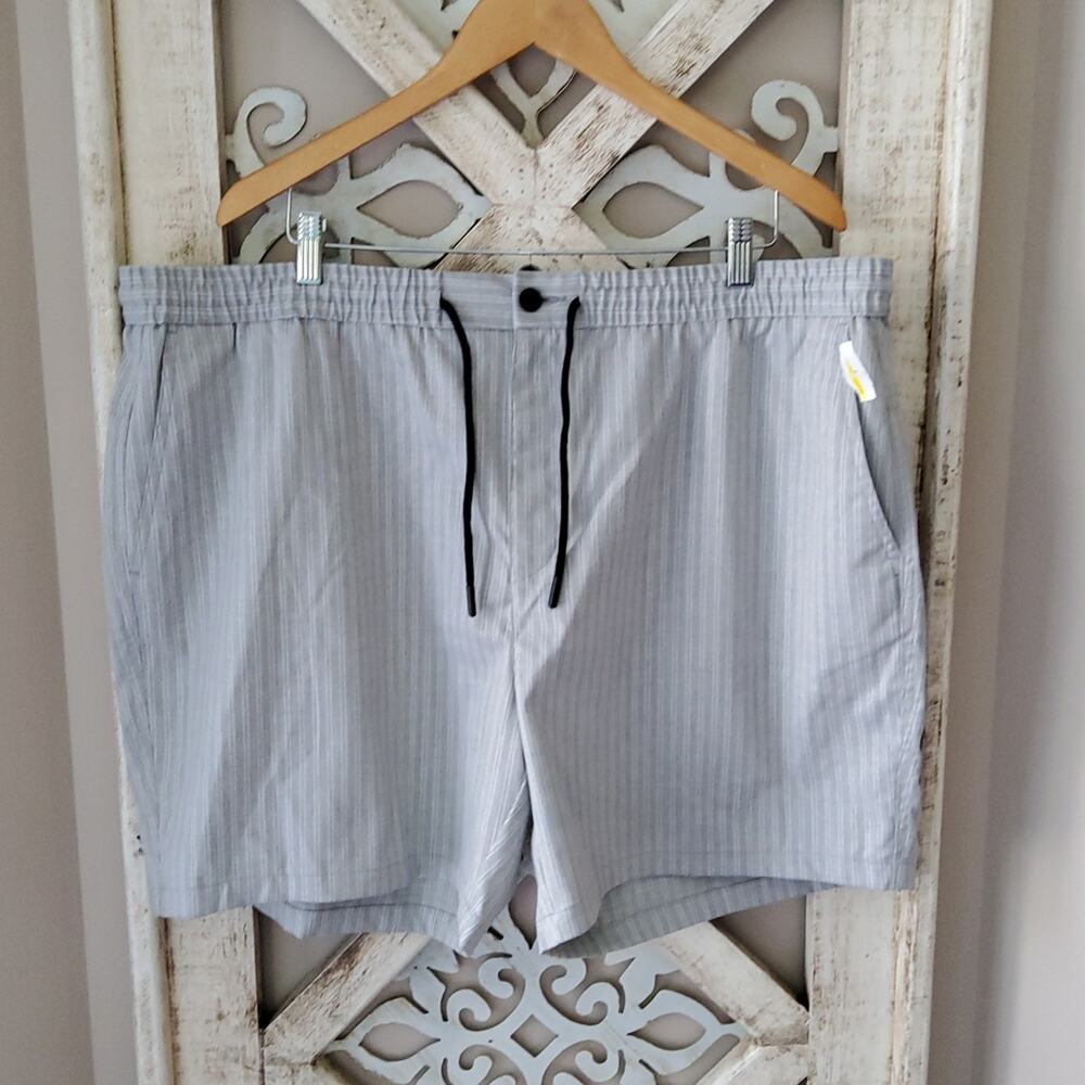 Topman Men's Drawstring Elastic Waist Shorts in Stone Stripe Size 44
